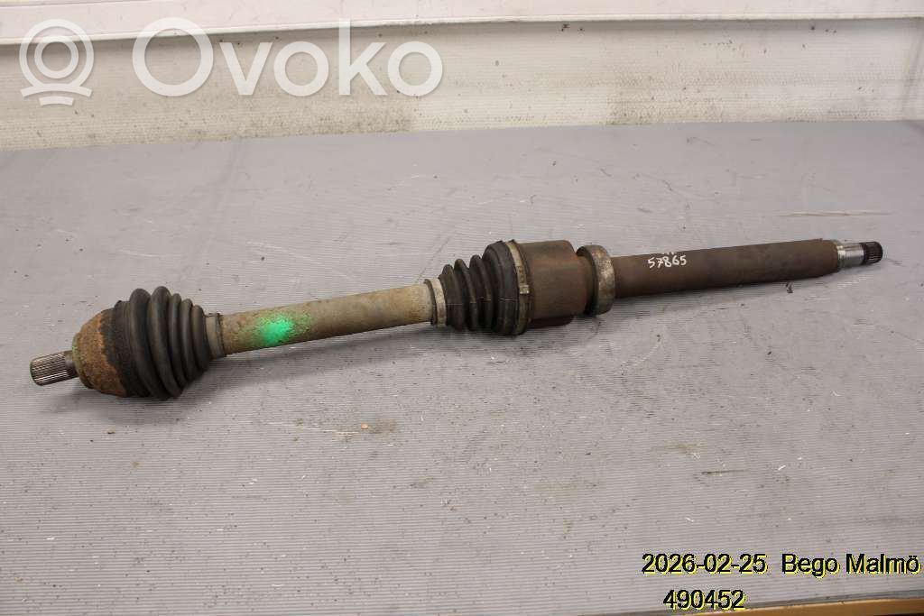Volvo V50 Priekinis pusašis 