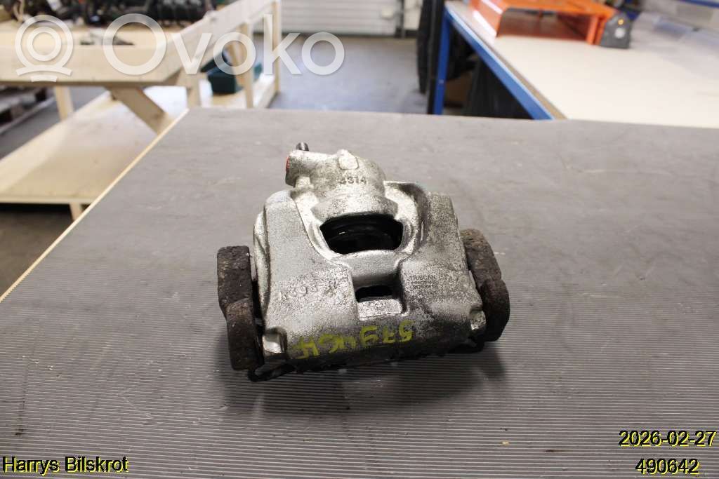 Etujarrusatula   8603754