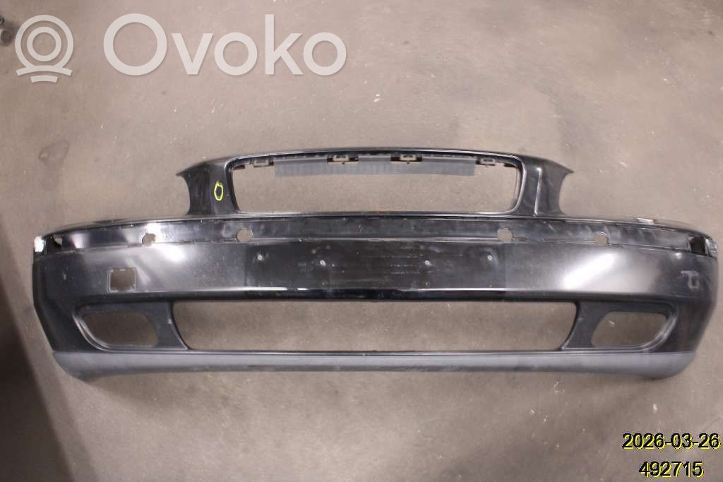Volvo V70 Parachoques delantero 