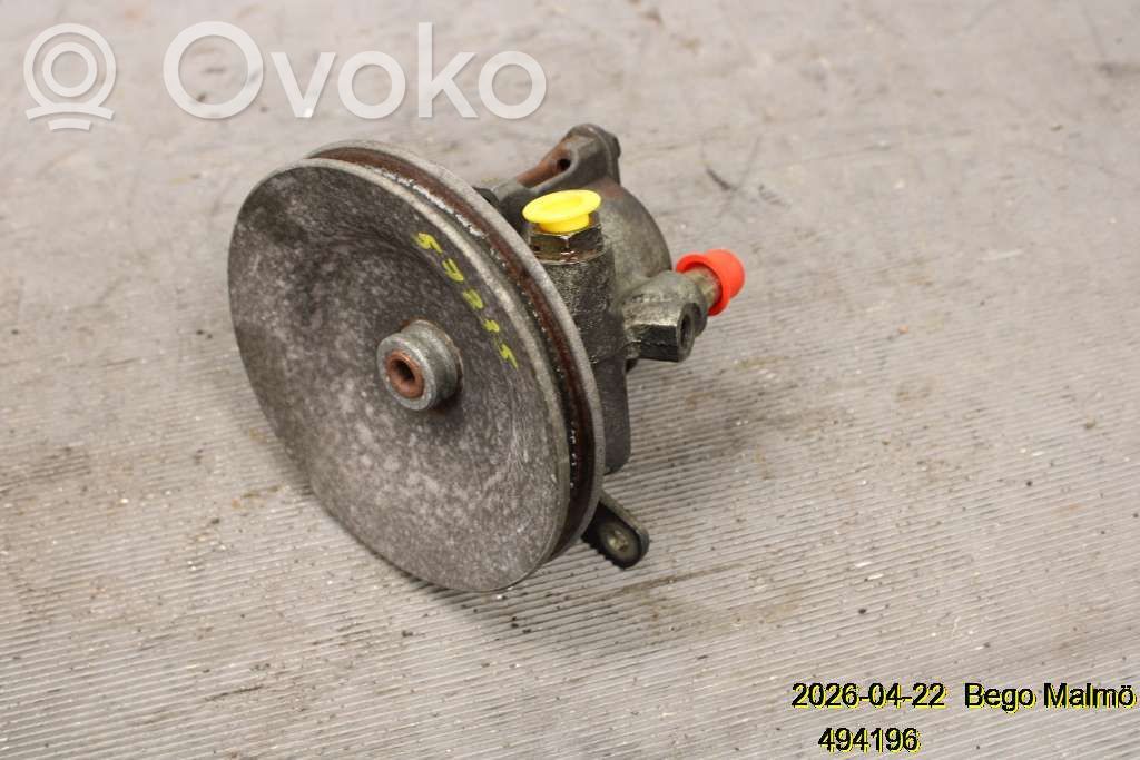 Volvo 940 Ohjaustehostimen pumppu 