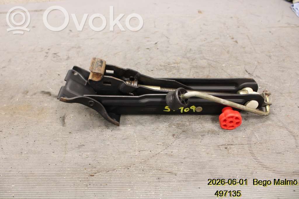 Volvo 940 Cric 