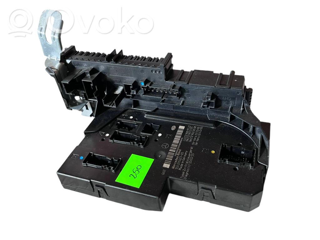 Mercedes-Benz E W212 Central body control module 