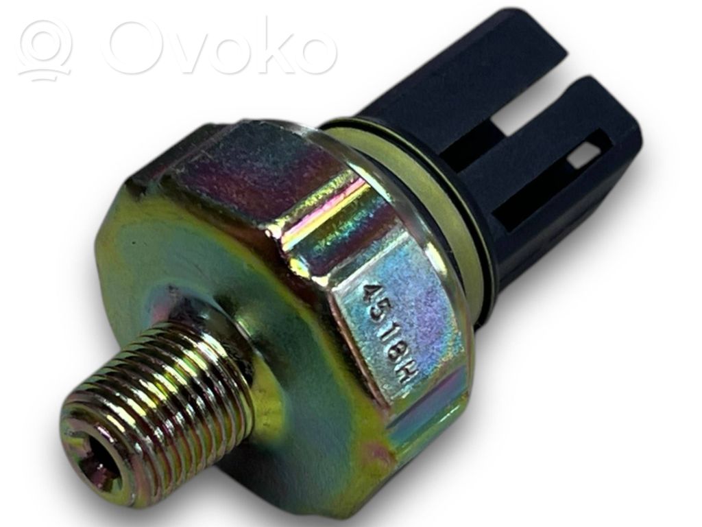 Nissan Patrol Y61 Eļļas spiediena sensors 