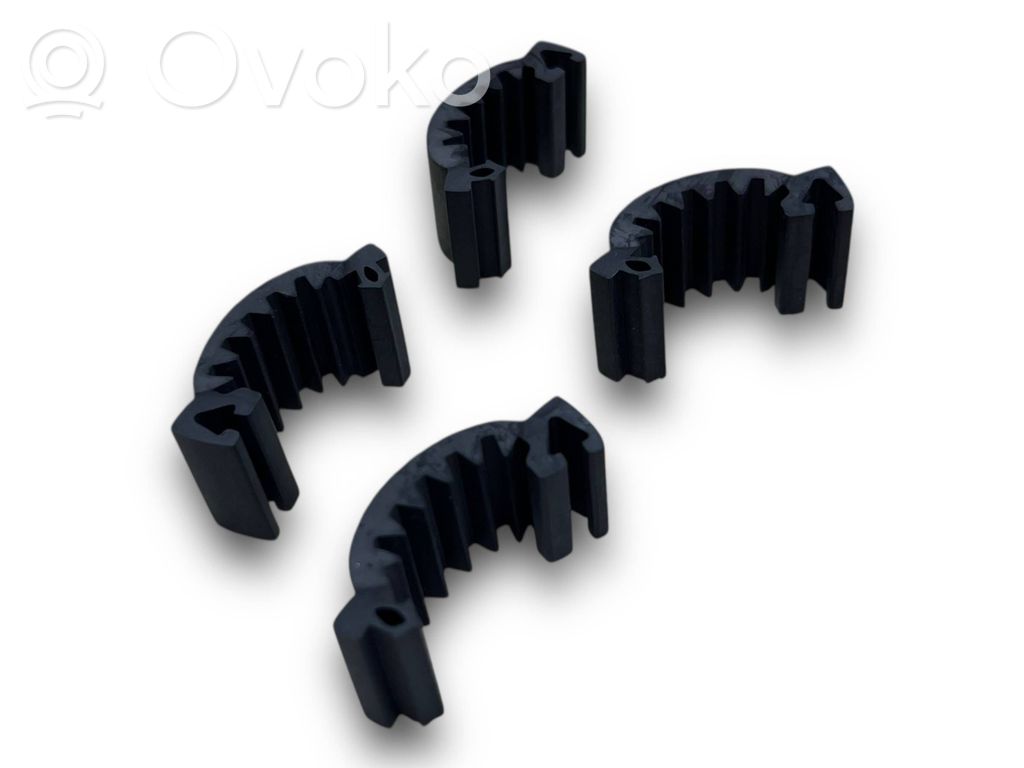 Audi Q3 8U Trunk rubber seal (body) 