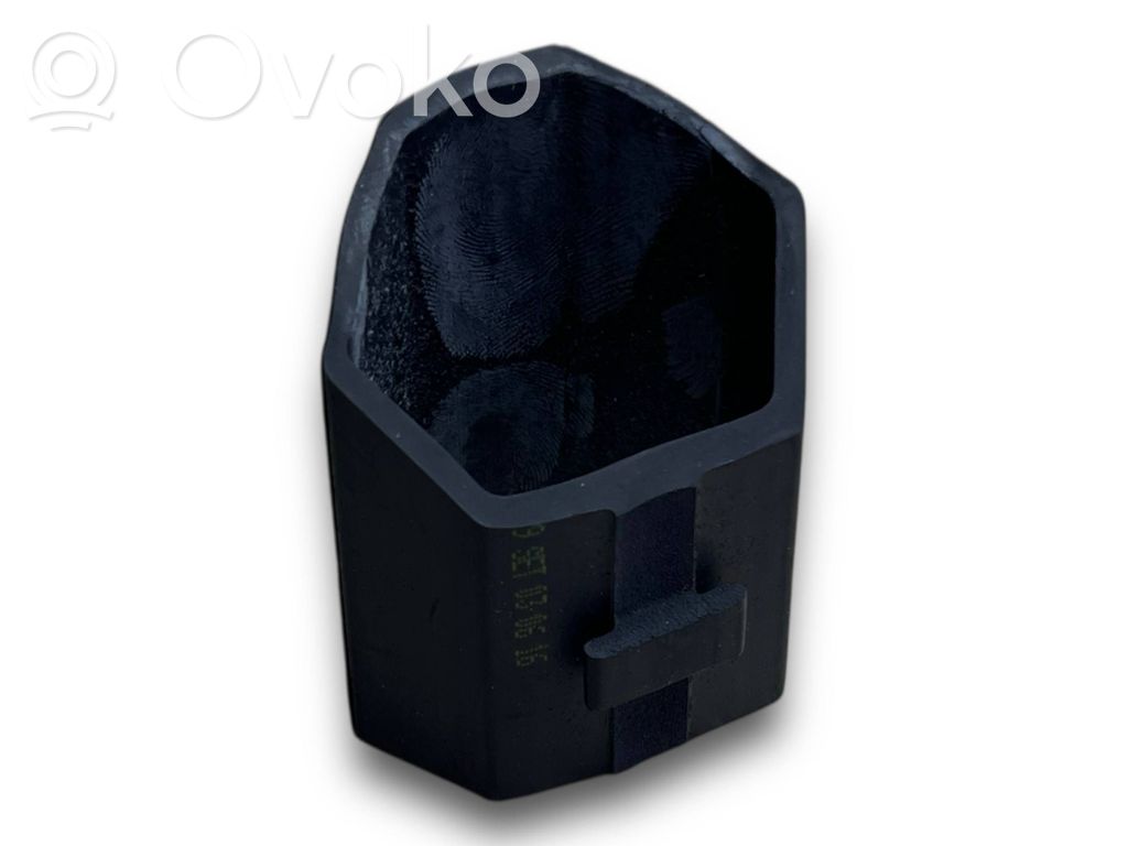 Alfa Romeo Brera Front door rubber seal 