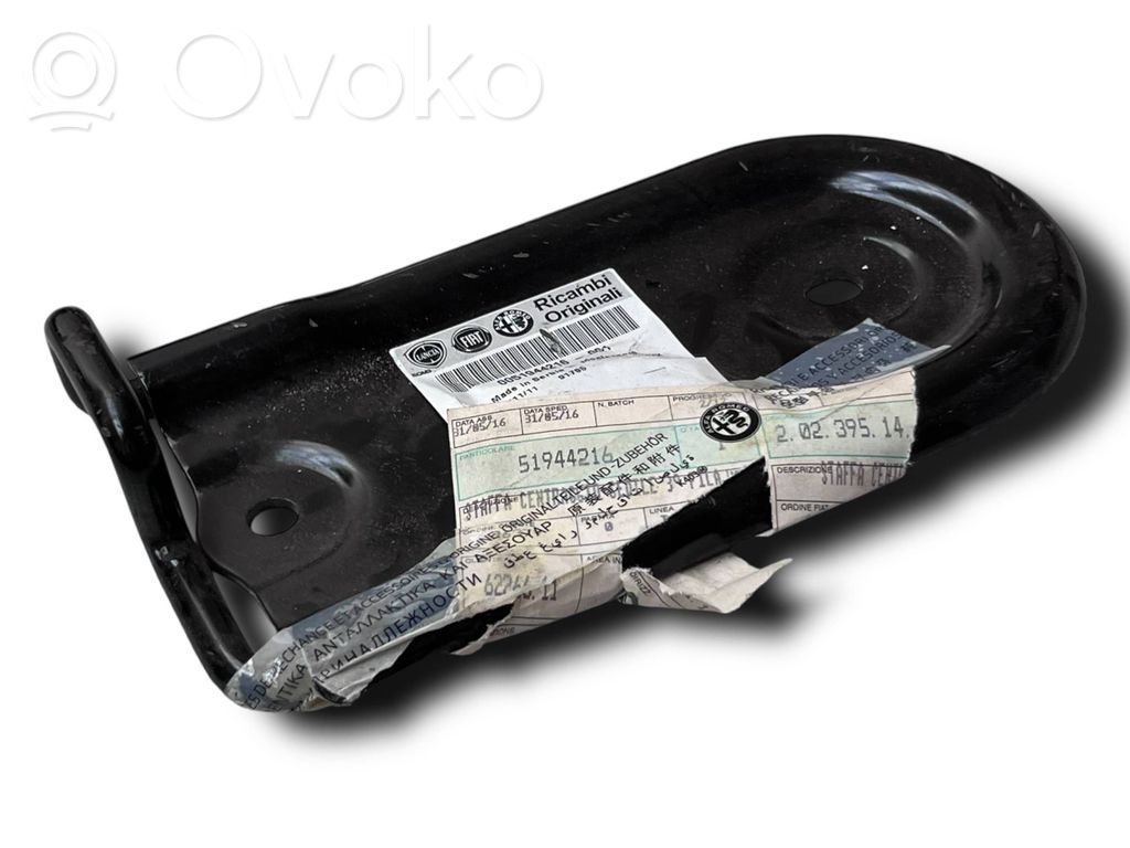 Fiat 500 Priekinis laikiklis/ kronšteinas išorinės atidarymo rankenos 