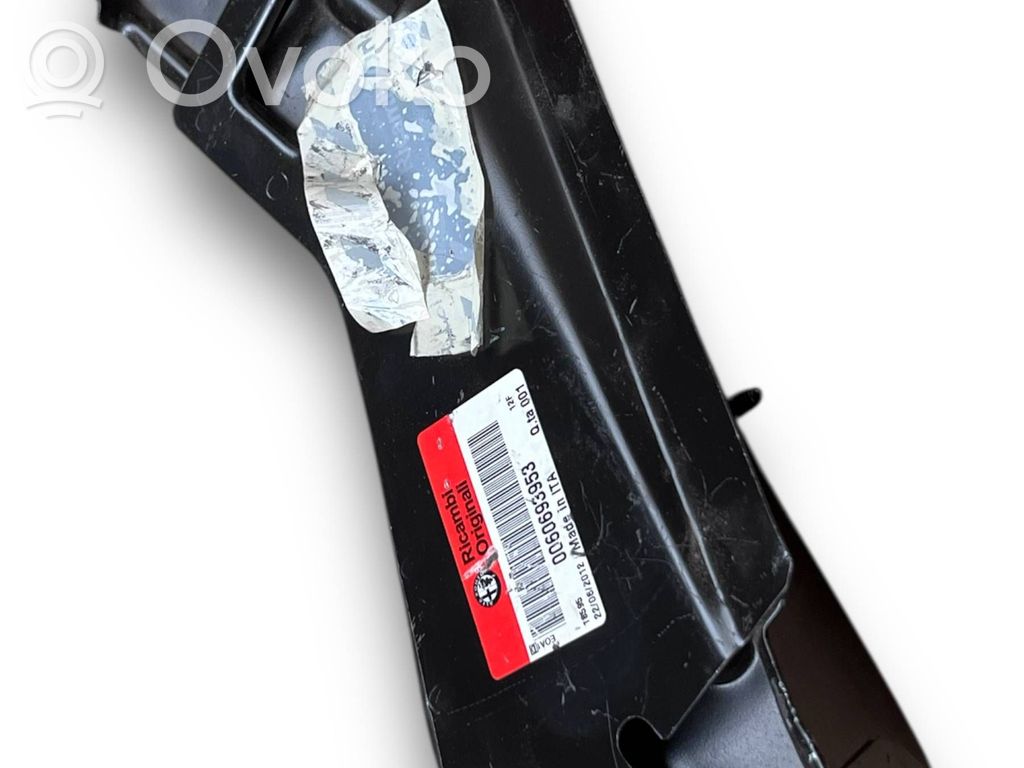 Alfa Romeo 156 Oil filter mounting bracket 