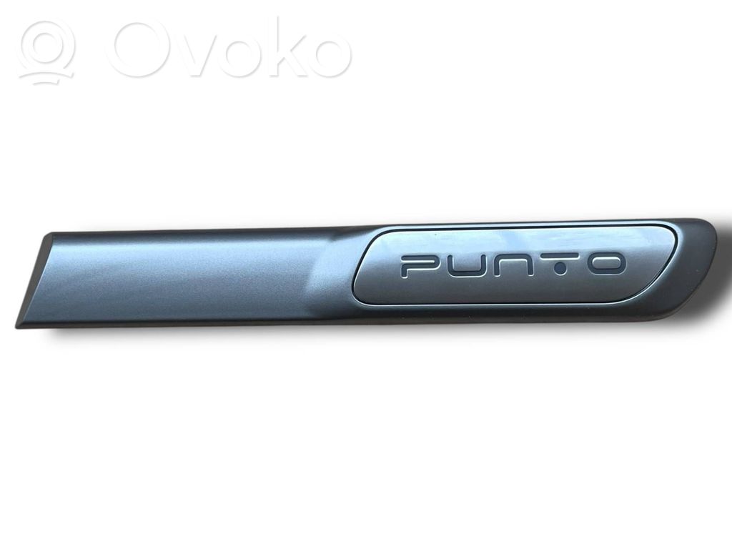 Fiat Uno Fender trim (molding) 