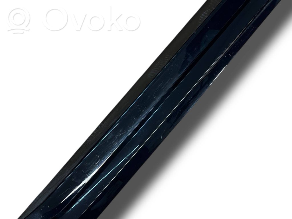Apdaila sparno (moldingas)   W152,8U0853960D