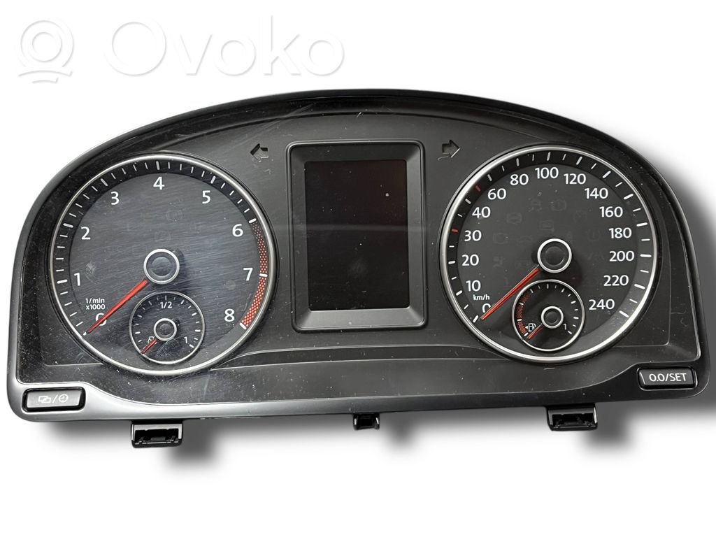 Clock   T1402,2K5920876G