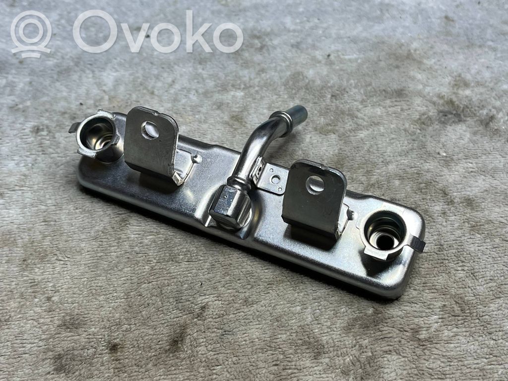 Subaru XV I Rear glass lock/latch 