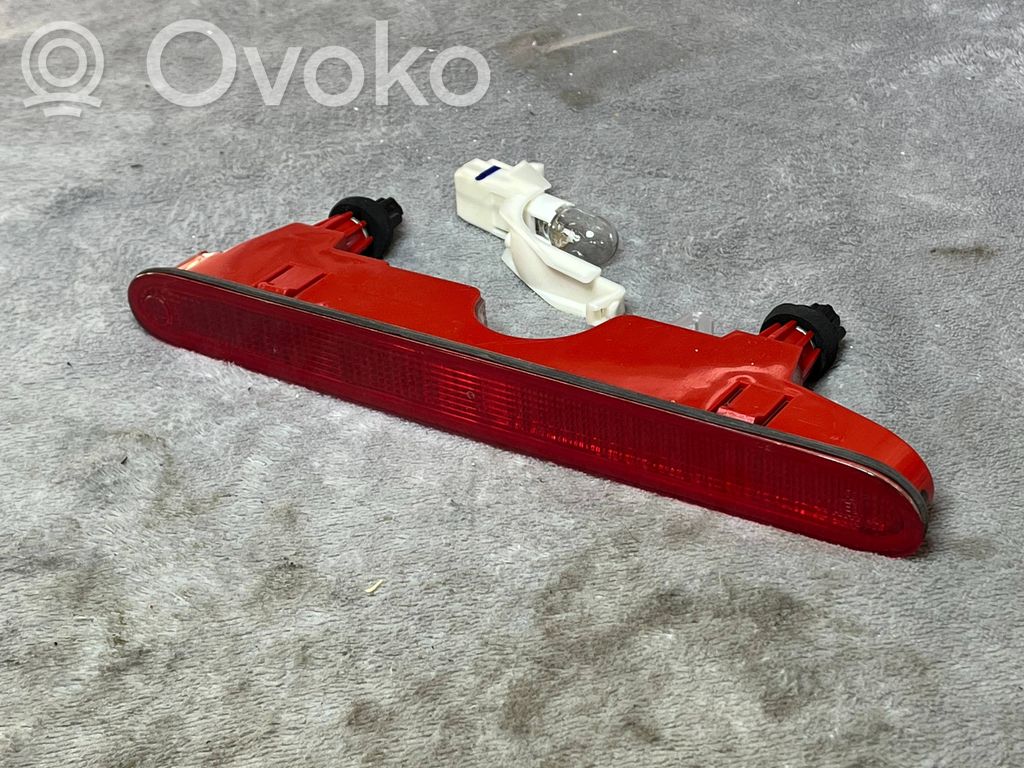 Citroen Berlingo Zamek / Zatrzask szyby bagażnika 