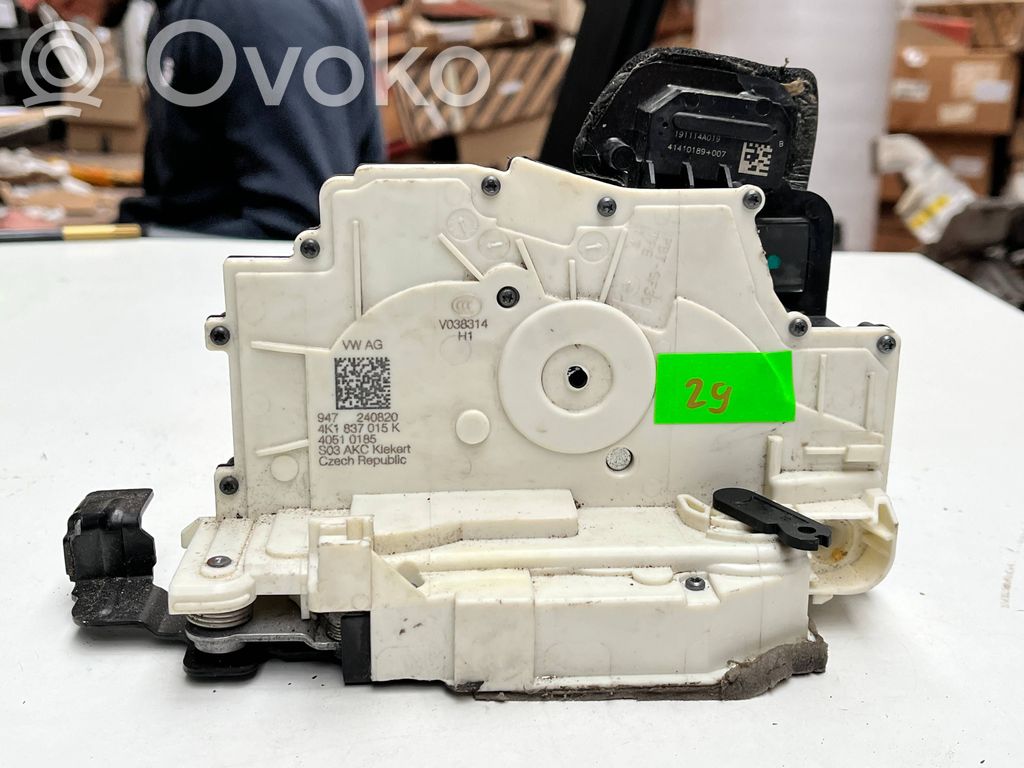 Audi A8 S8 D5 Rear glass lock/latch 