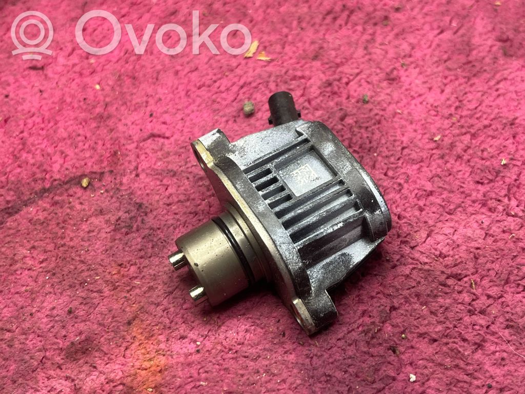 Volkswagen Polo V 6R Zamek / Zatrzask szyby bagażnika 
