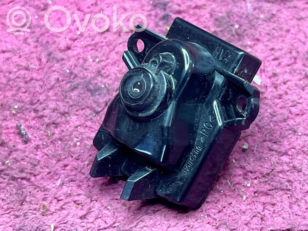 Seat Leon (5F) Laikiklis galinio stiklo spynos 