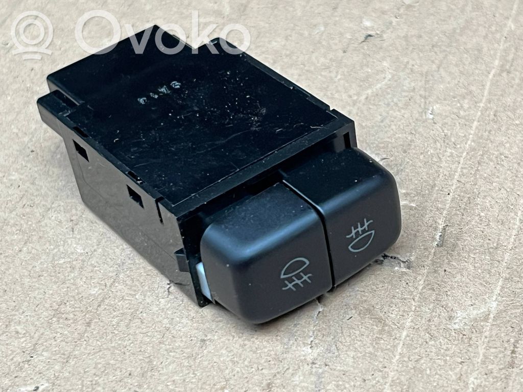 Mitsubishi Pajero Sport II Rear glass lock/latch 
