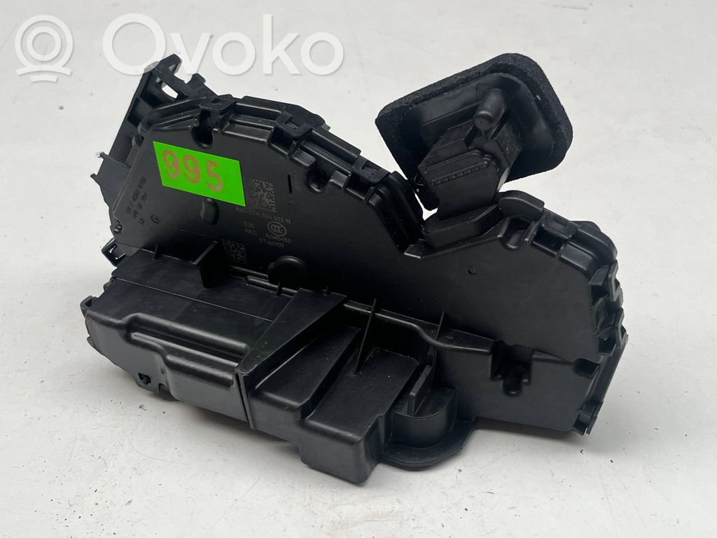 Galinių durų spyna   995,5TA839015N