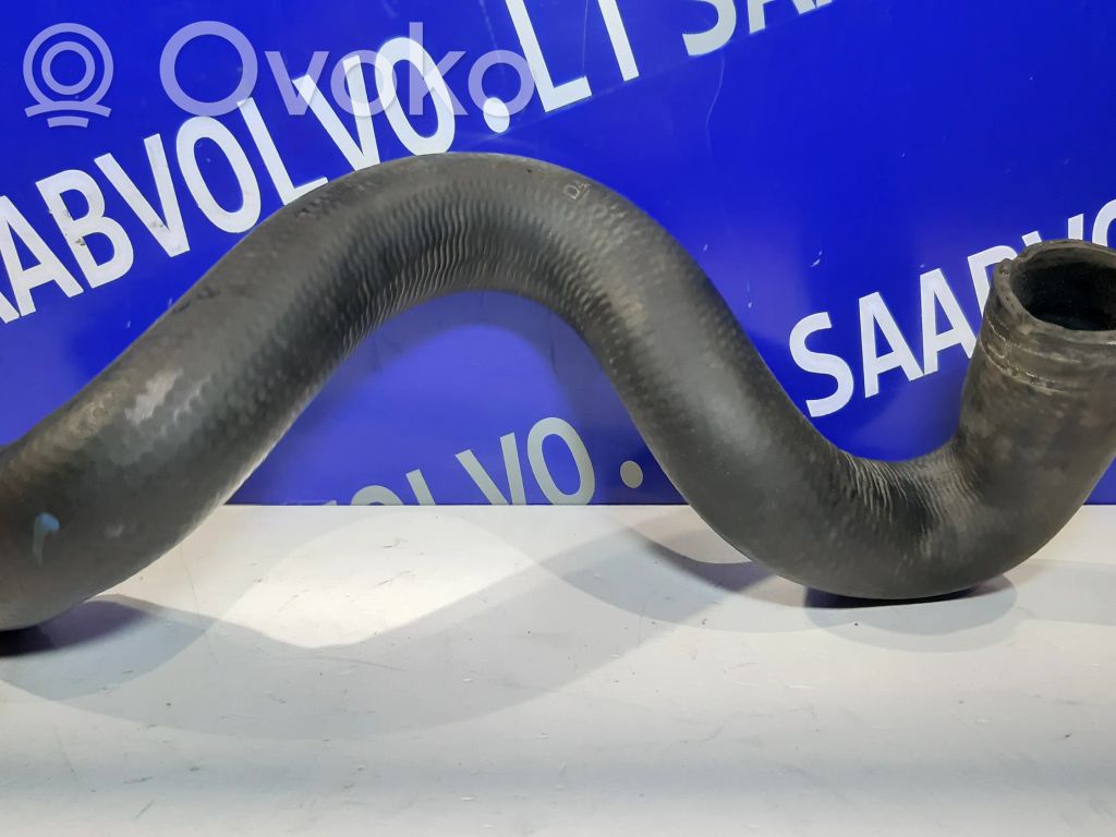 Volvo S40 Conductă/furtun lichid de răcire motor 