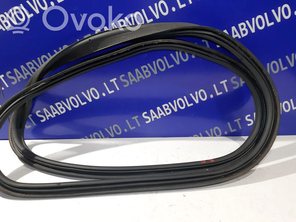 Volvo S60 Gumowa uszczelka bagażnika tylnego / Na karoserii 