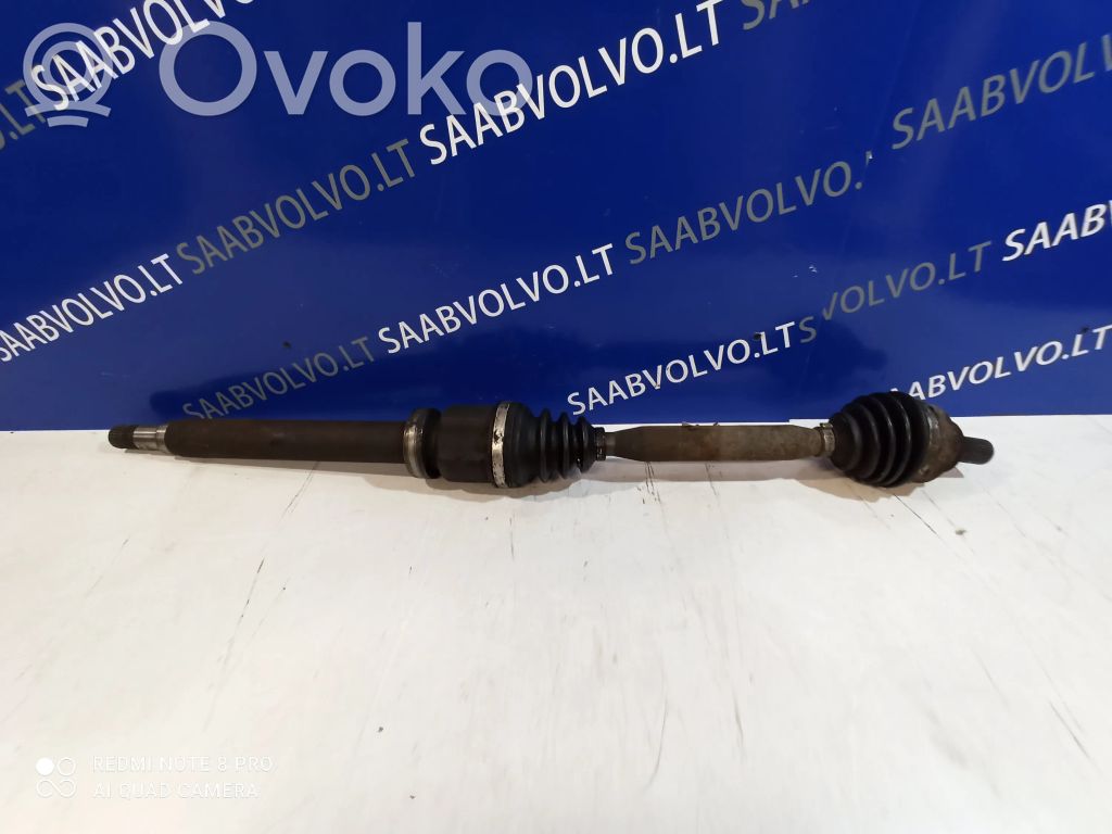 Volvo V50 Priekinis pusašis 