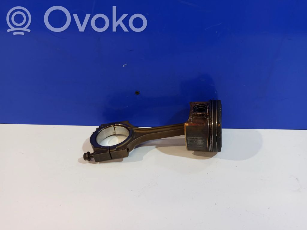 Saab 9-3 Ver1 Piston 