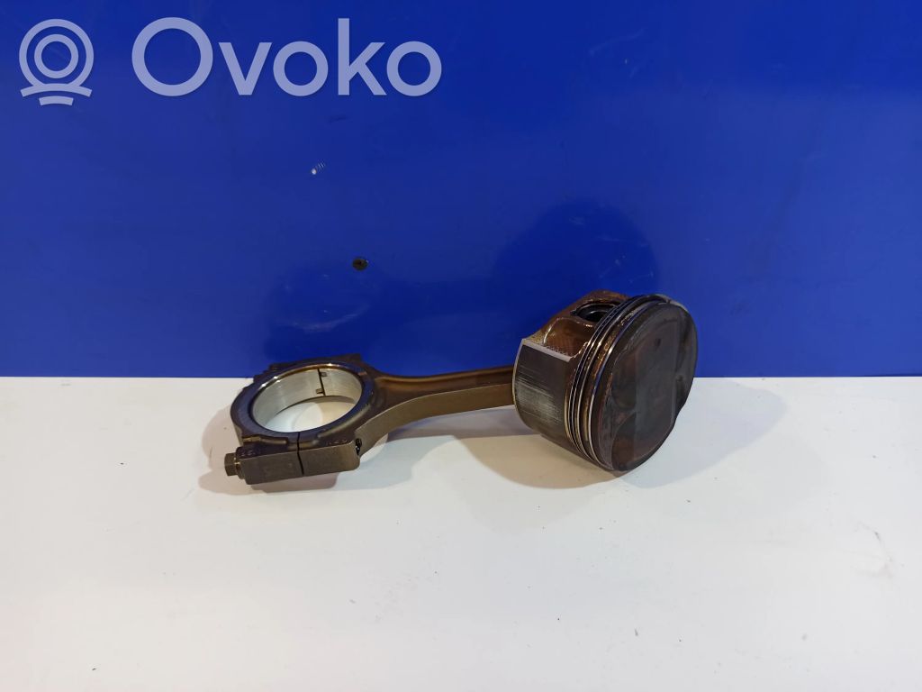 Saab 9-3 Ver1 Piston 