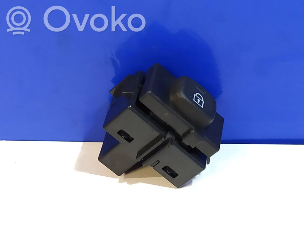 Volvo V60 Central locking switch button 