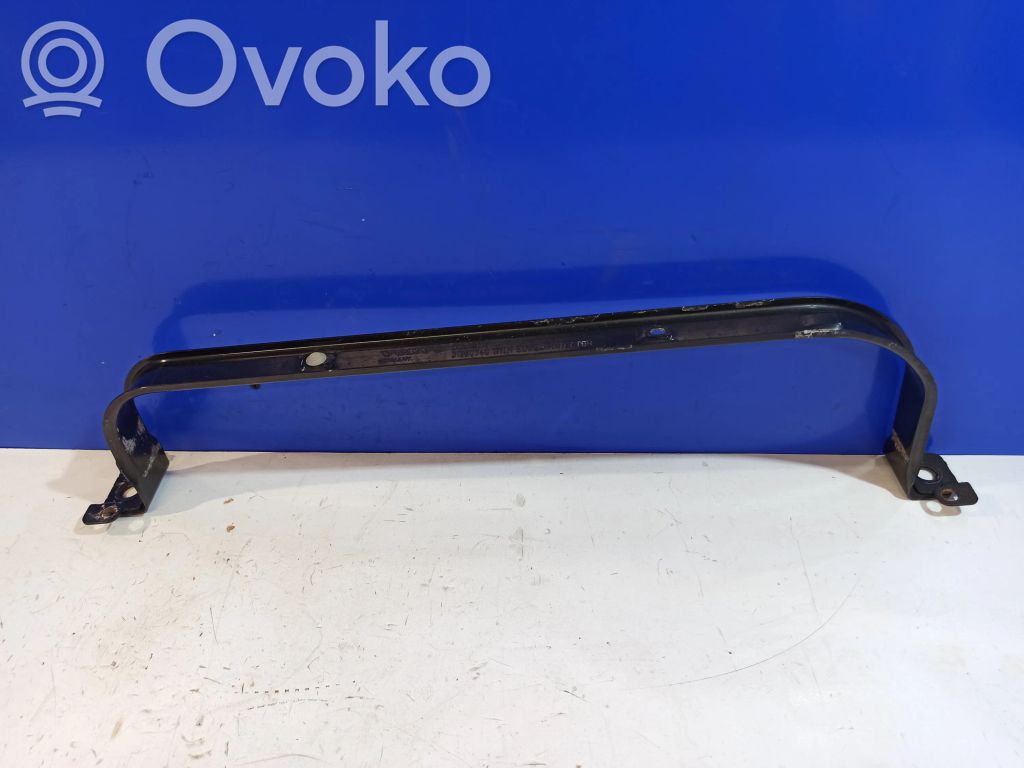 Volvo S60 Uchwyt / Mocowanie zbiornika paliwa 