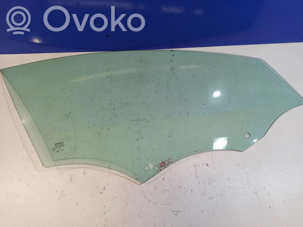 Volvo S60 Szyba drzwi przednich 