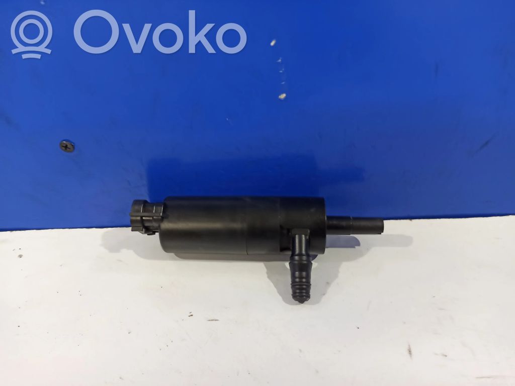 Saab 95 - 96 Windscreen/windshield washer pump 