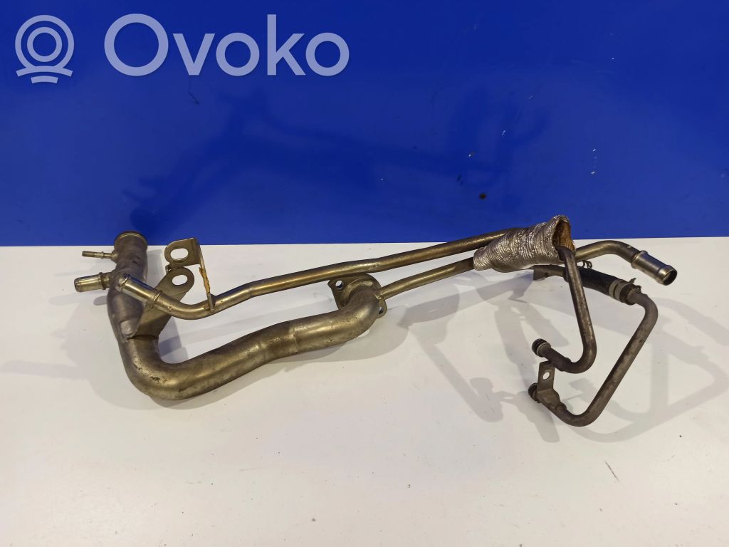Volvo XC90 Engine coolant pipe/hose 