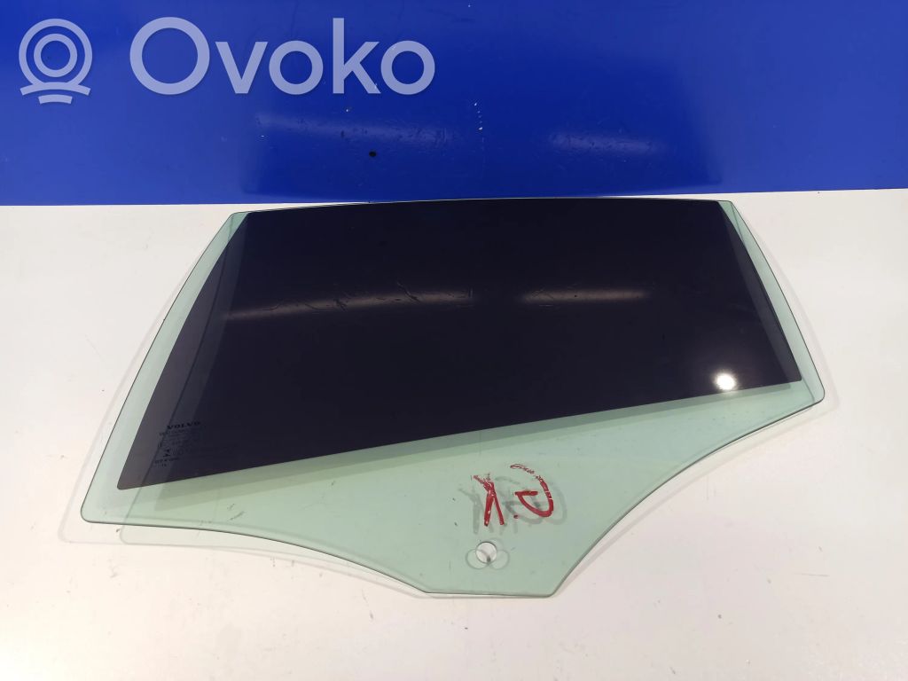 Volvo S60 Vetro del finestrino della portiera posteriore 