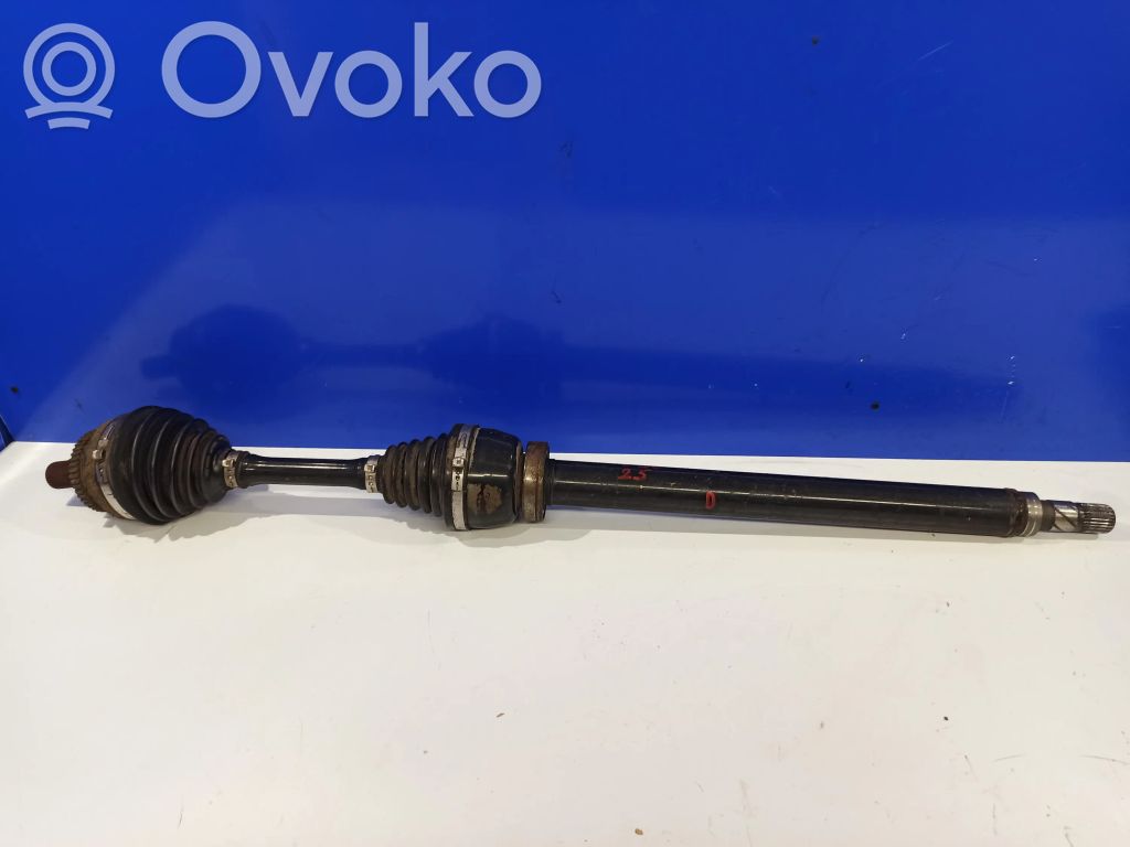 Volvo V70 Priekinis pusašis 