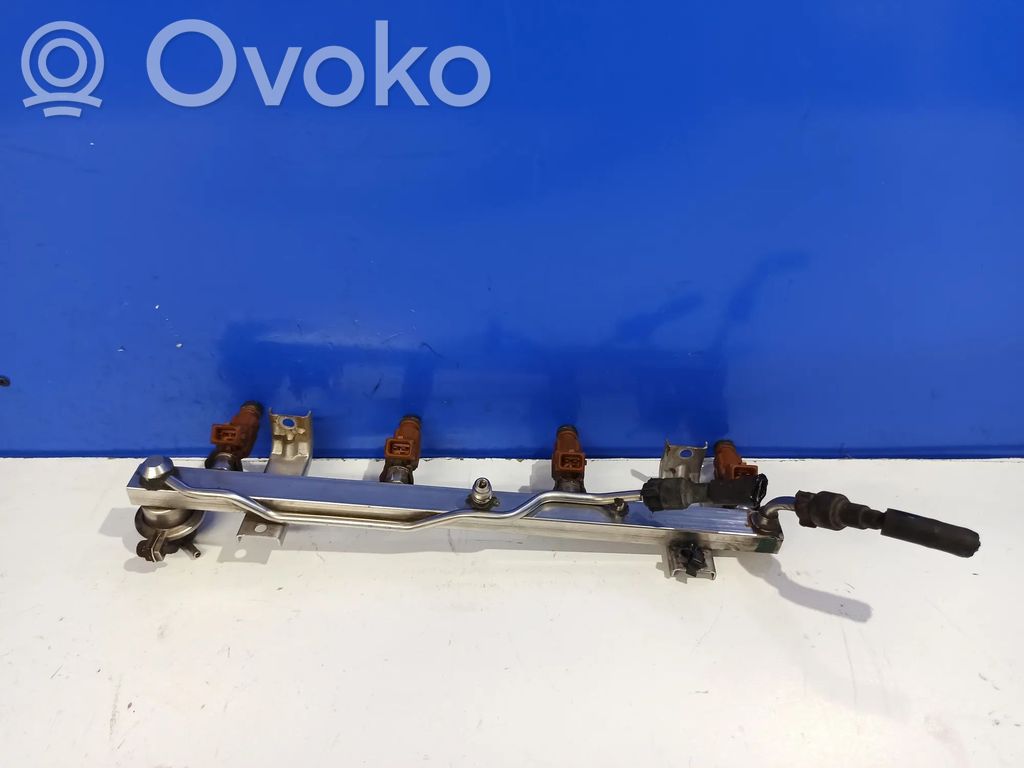 Saab 95 - 96 Polttoainepääputki 