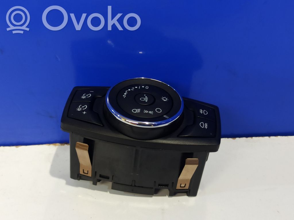 Interruptor de luz   BM5T13A024AF,10140017