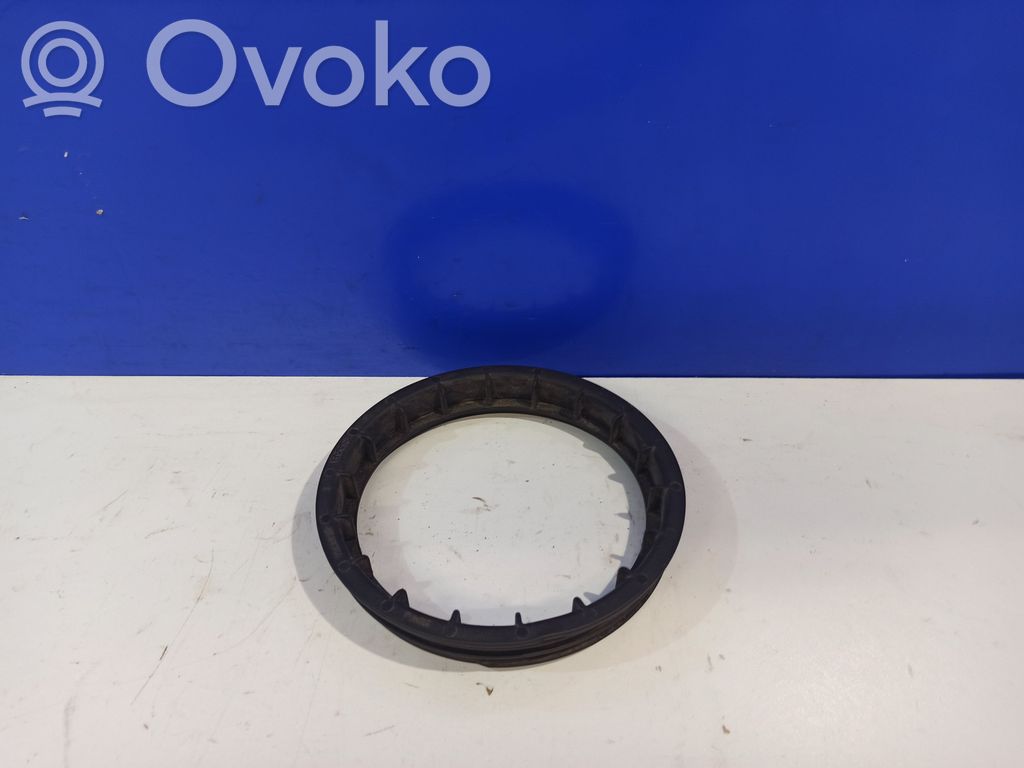 Saab 95 - 96 Fuel pump bracket 