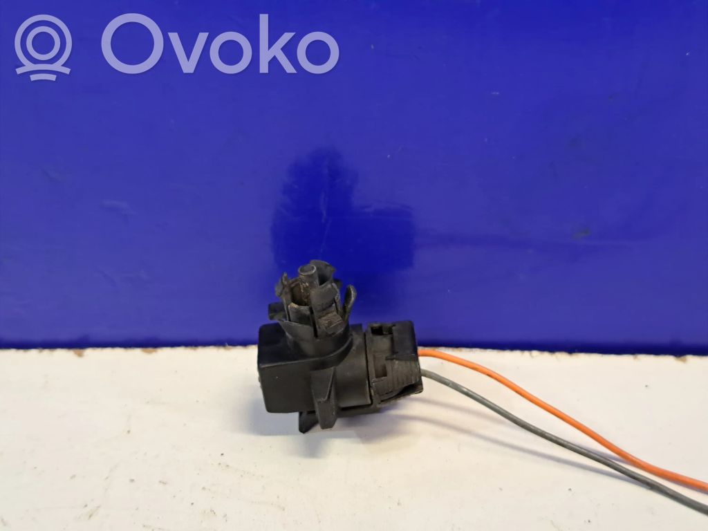 Saab 9-3 Ver1 Oil temperature sensor 