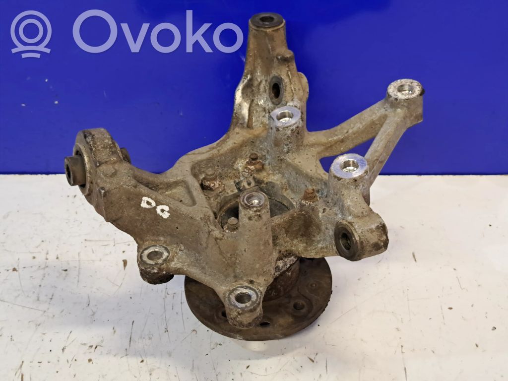 Saab 9-3 Ver1 Cubo de rueda trasera 