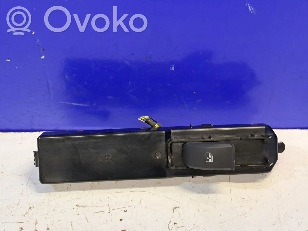 Electric window control switch   12800753,12799510,12800754