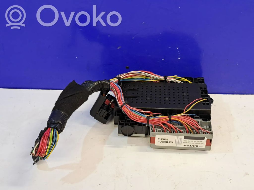 Volvo V70 Fuse module 