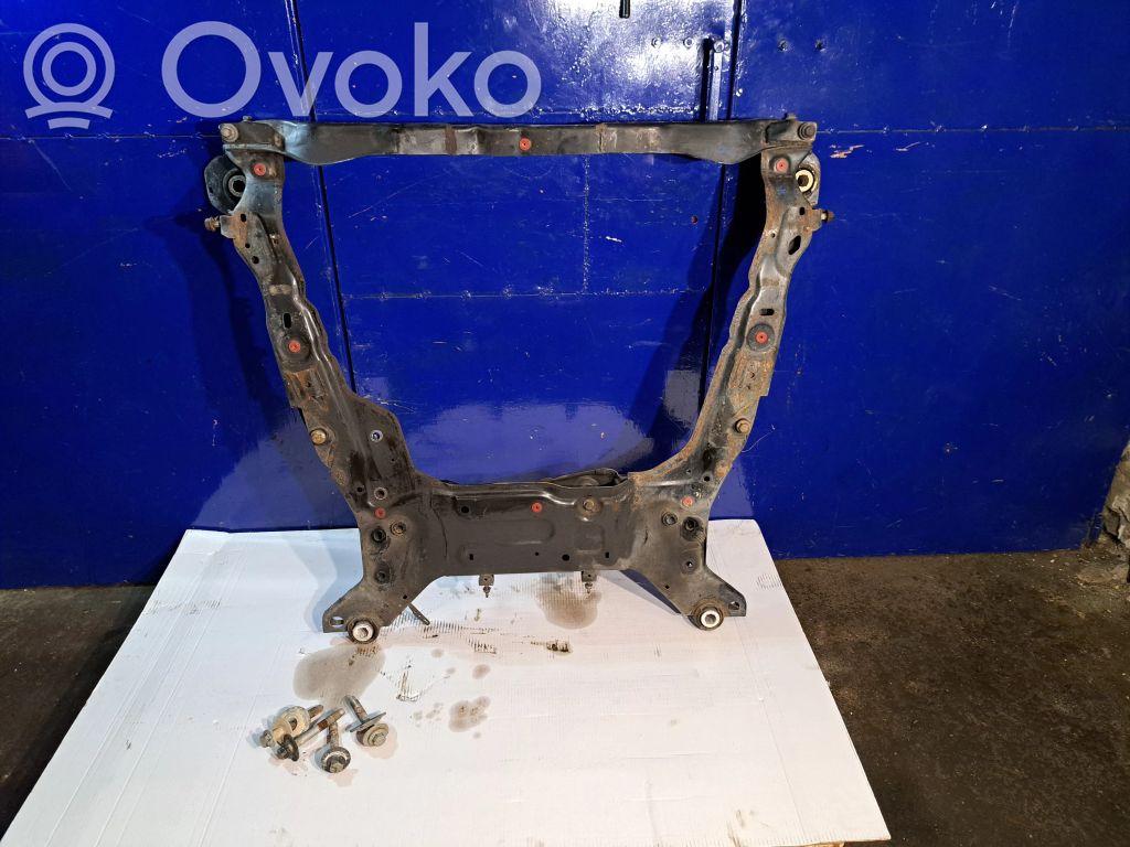 Volvo S60 Priekinis traversas 