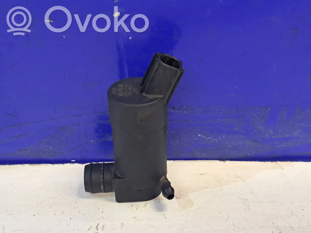 Volvo S80 Windscreen/windshield washer pump 