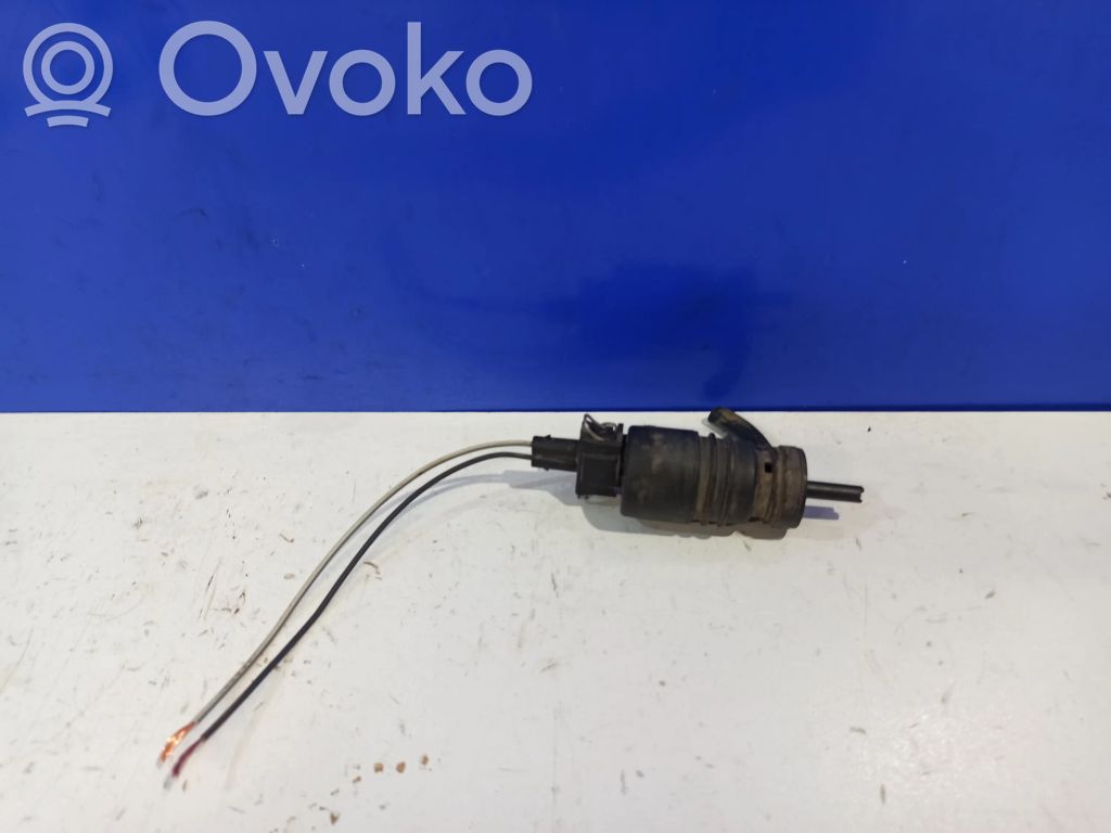 Saab 9-5 Windscreen/windshield washer pump 