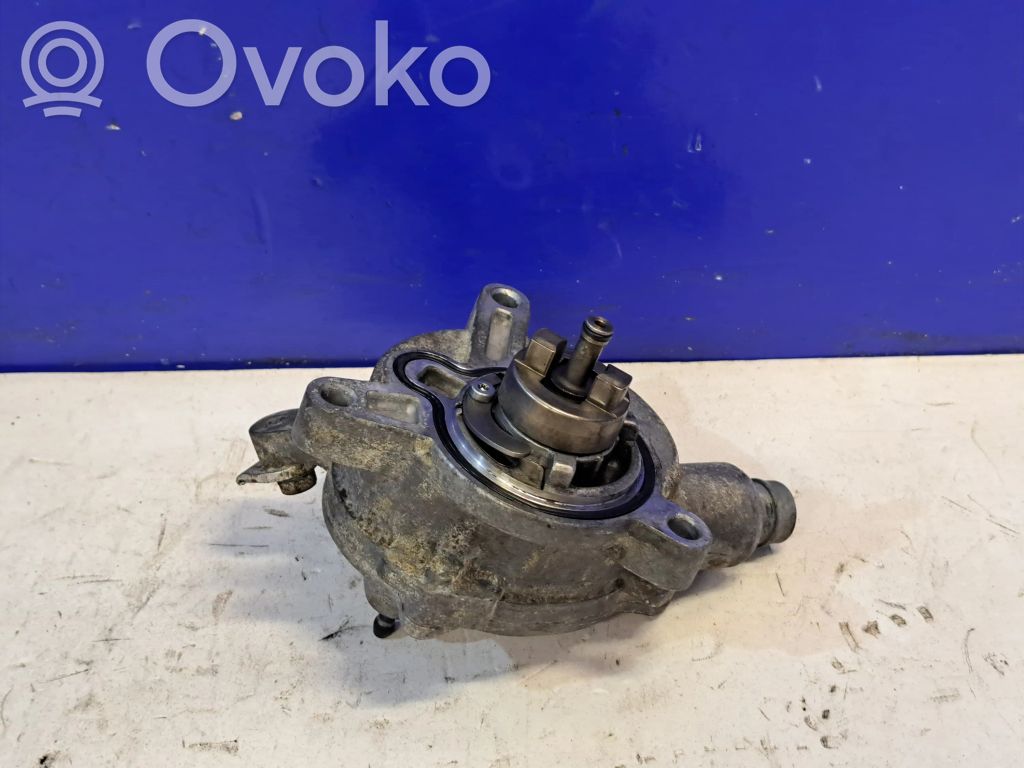 Volvo V70 Vacuum pump 