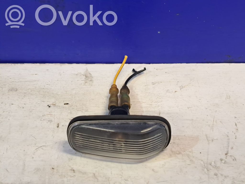 Saab 95 - 96 Front fender indicator light 