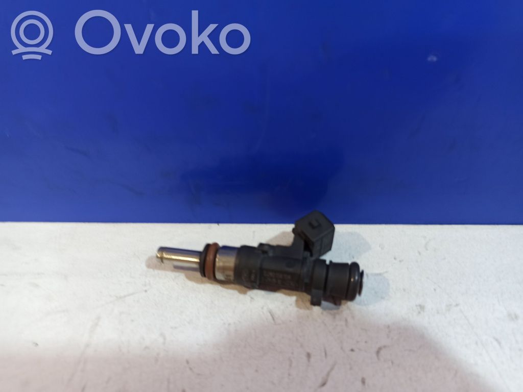 Saab 9-5 Inyector de combustible 