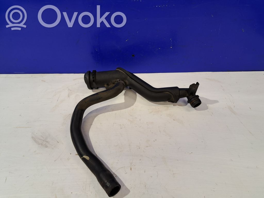 Volvo V50 Oil fill pipe 