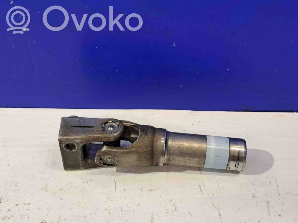 Steering column universal joint   5208335