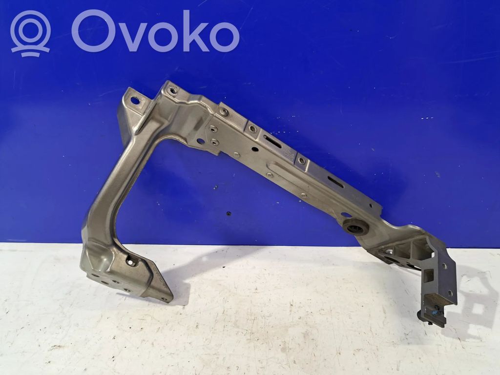 Jaguar XE Headlight/headlamp mounting bracket 