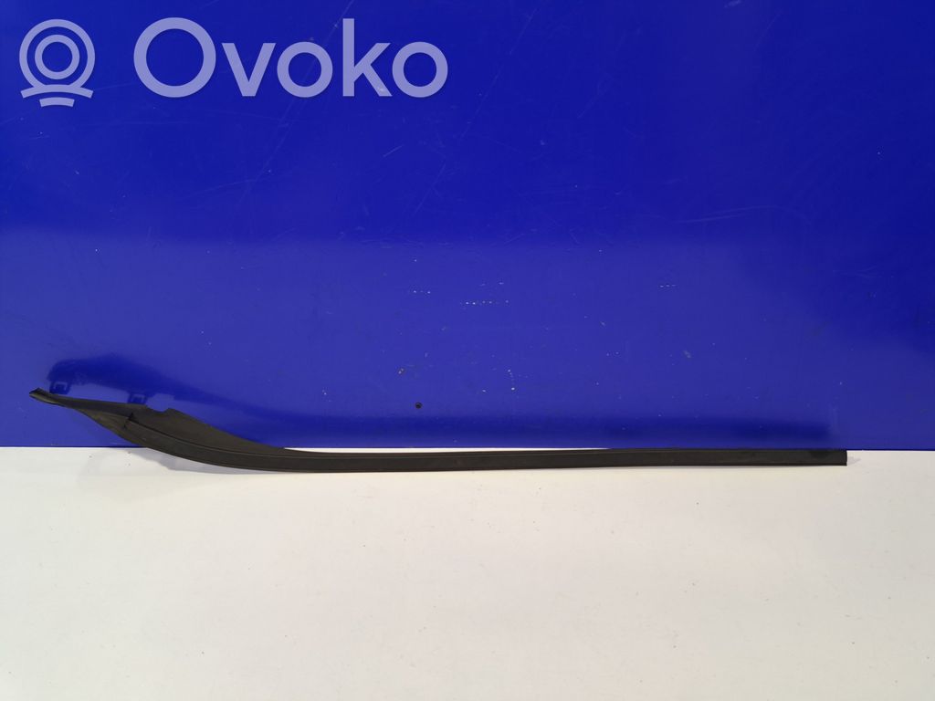 Volvo S60 Windshield trim 